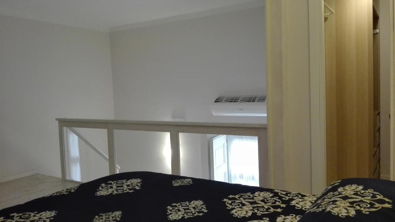 Piano Nobile Bed & Breakfast เนเปิลส์ ภายนอก รูปภาพ