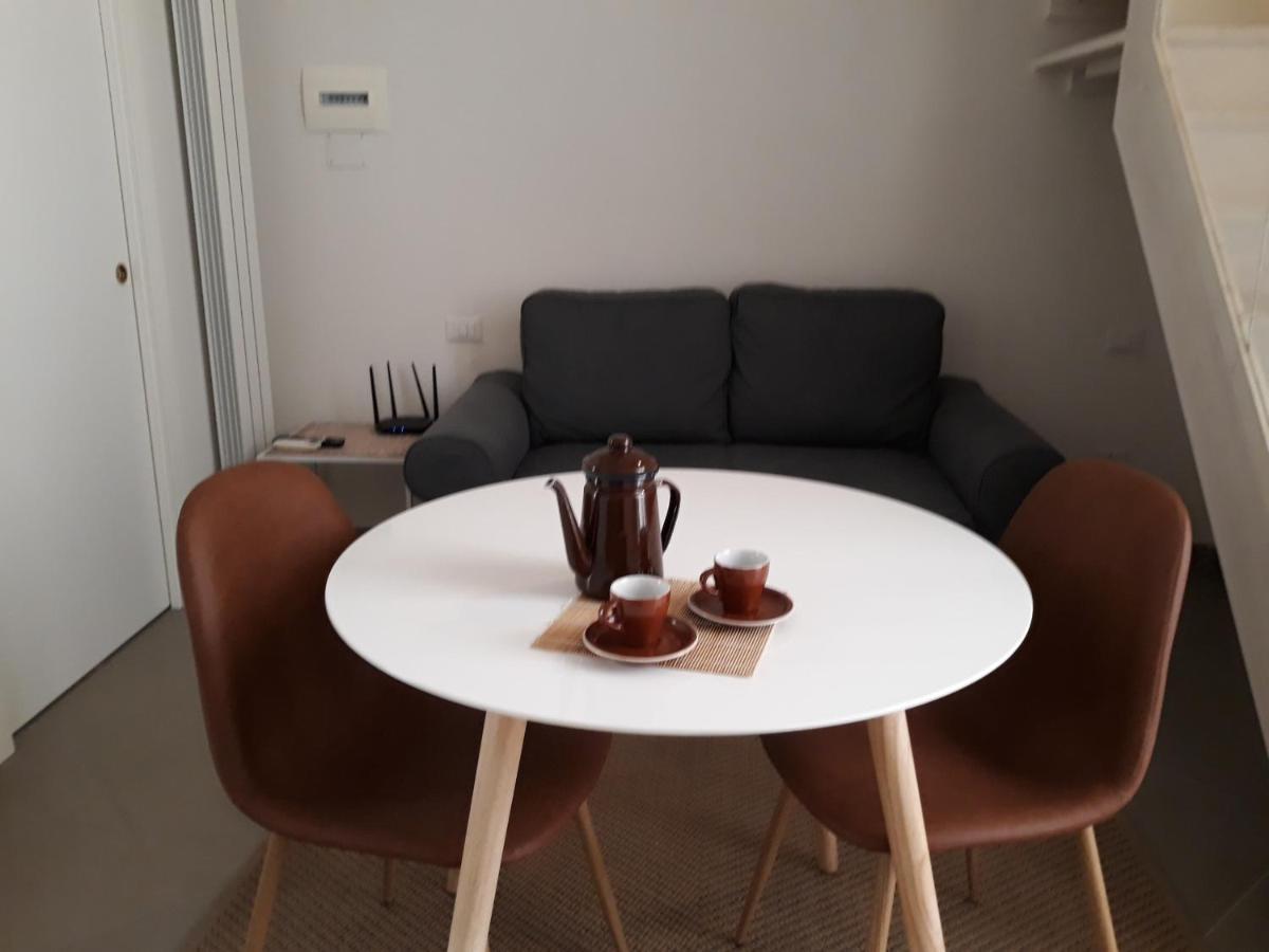Piano Nobile Bed & Breakfast เนเปิลส์ ภายนอก รูปภาพ