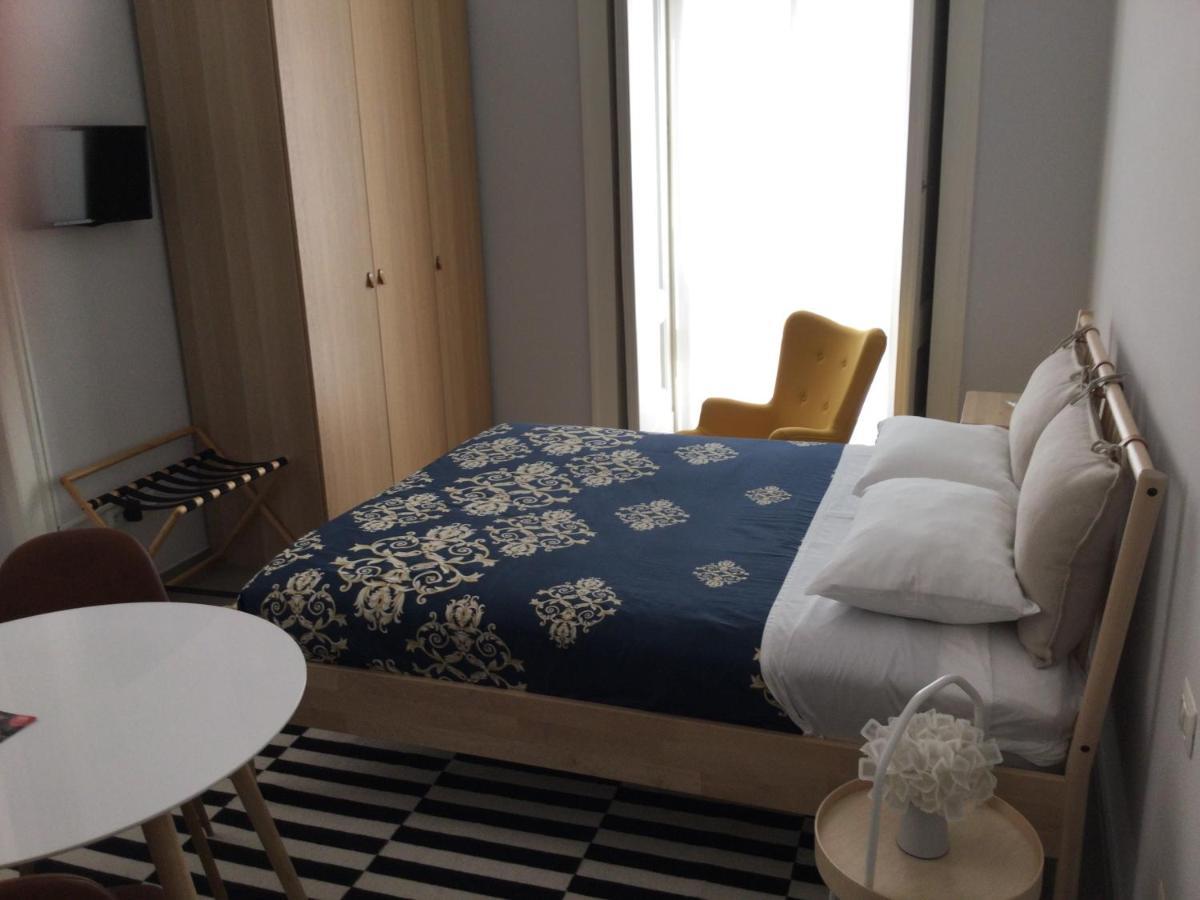 Piano Nobile Bed & Breakfast เนเปิลส์ ภายนอก รูปภาพ