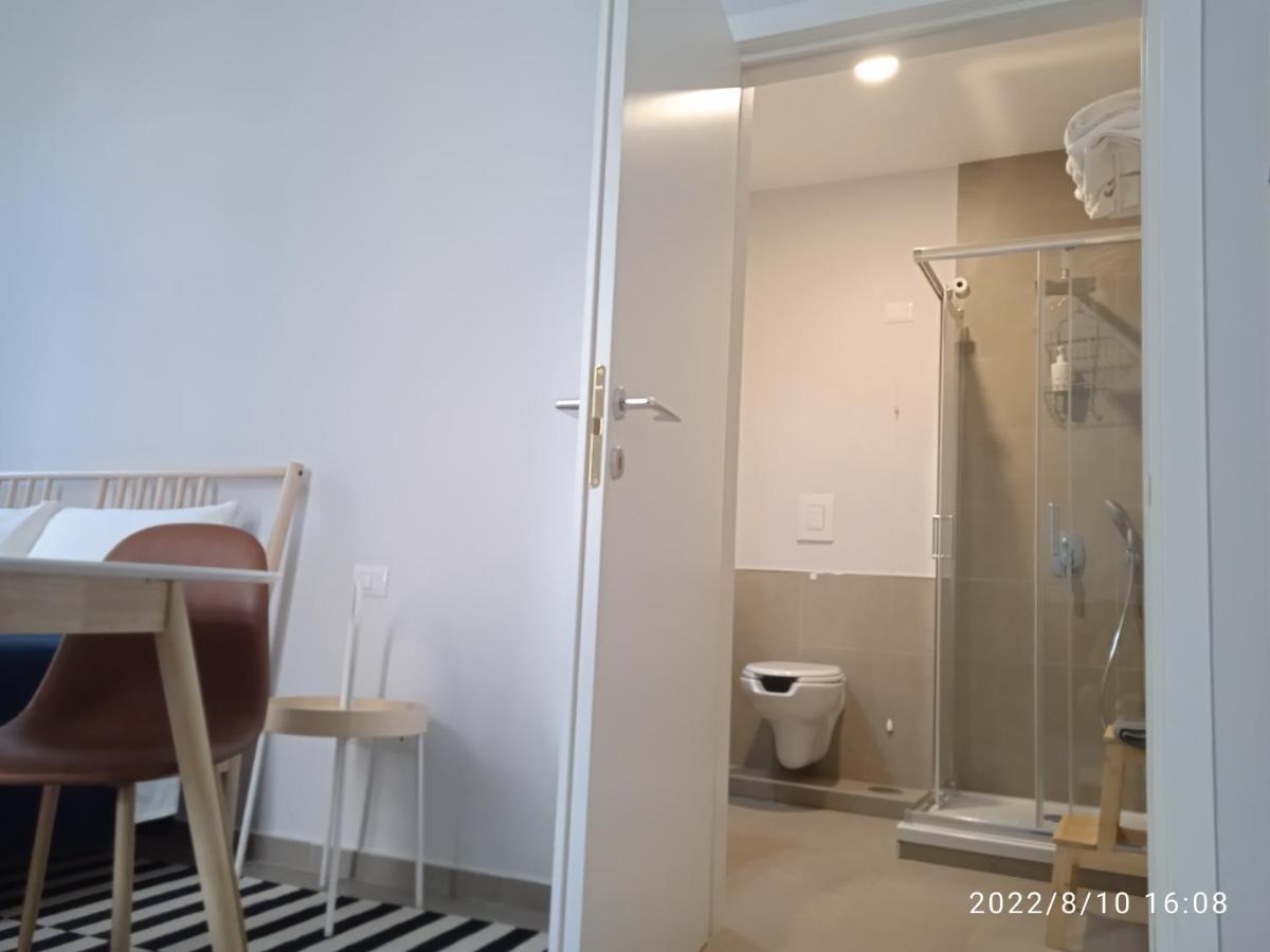Piano Nobile Bed & Breakfast เนเปิลส์ ภายนอก รูปภาพ